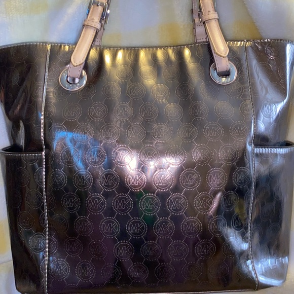 Michael Kors Pewter Tote/Purse - Picture 6 of 10